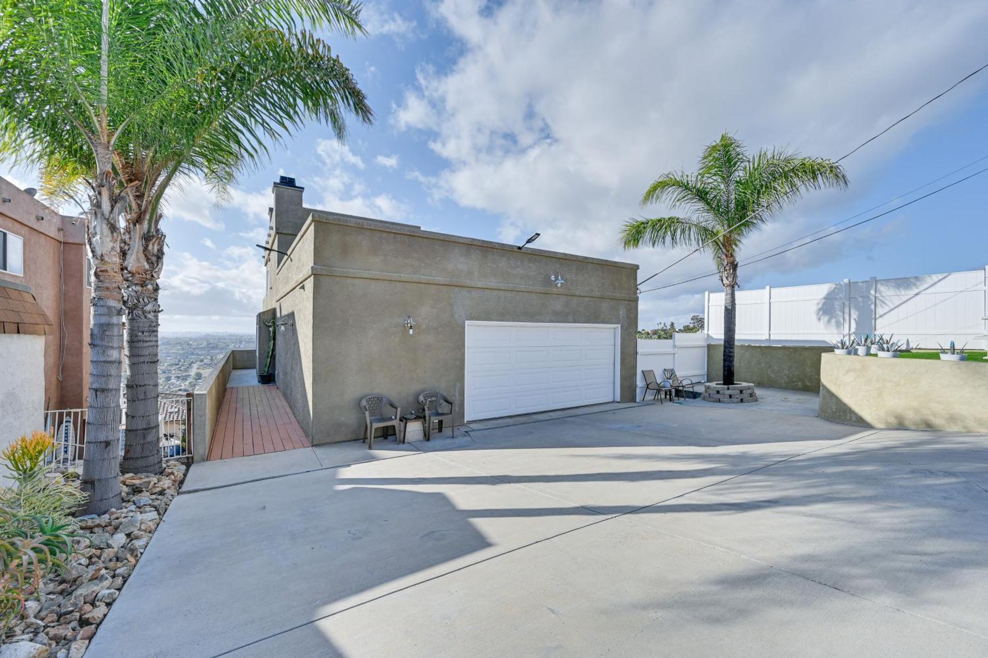 Spring Valley Sky House With Patios And Epic Views! Villa Exterior photo